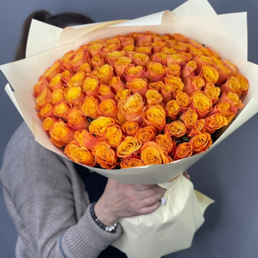 Букет из 101 огненной розы (40 см) в Клину