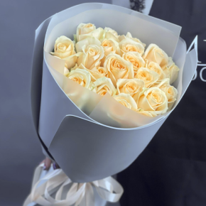 Букет из 25 роз Аваланж (50 см) в Клину