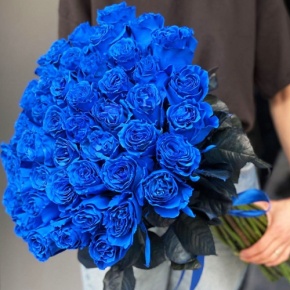 Букет из 51 синей розы Эквадор под ленту (70 см) в Клину